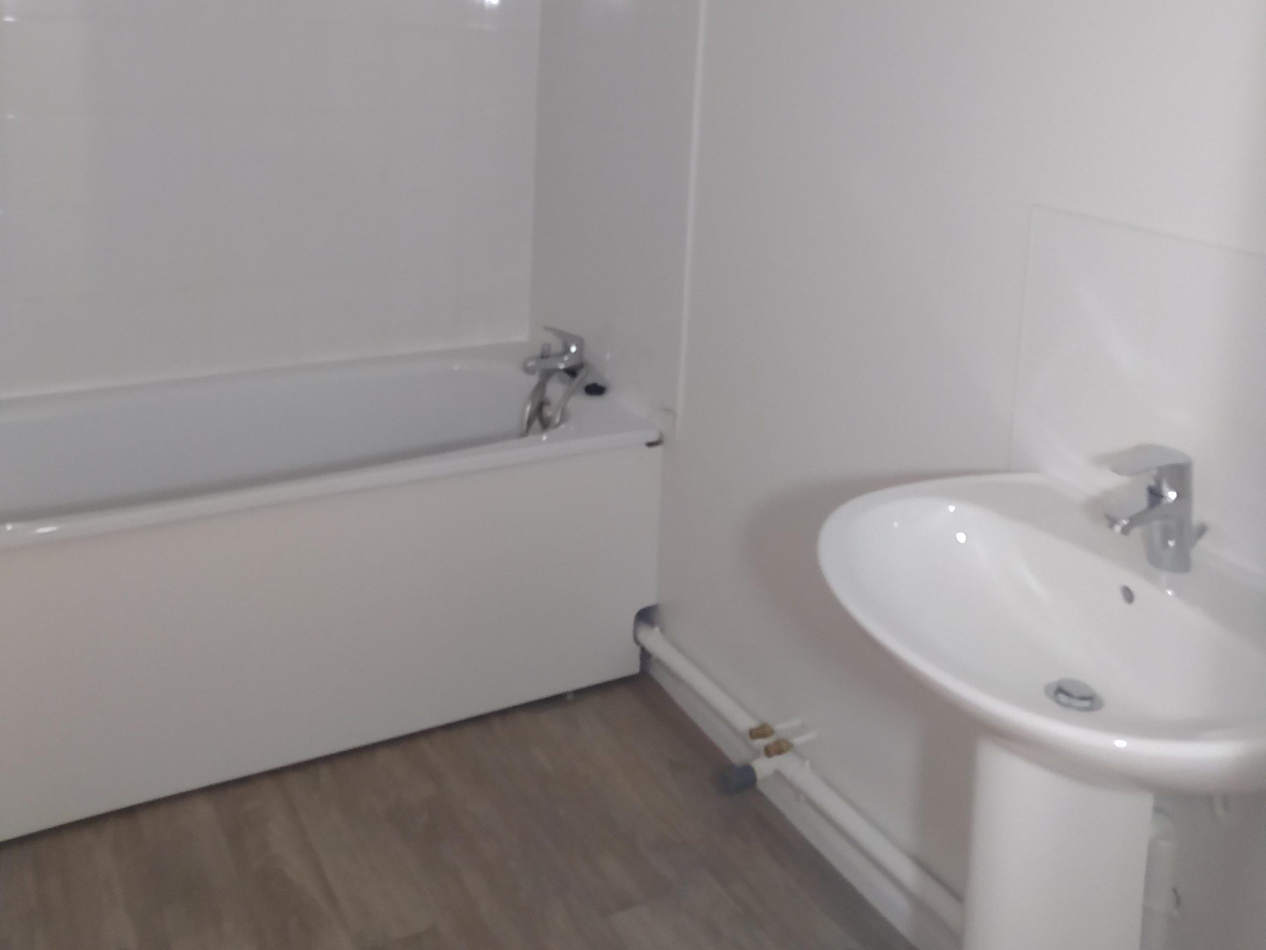 Nettoyage de salle de bain d'un logement en fin de bail à Bordeaux Métropole, ProNickel