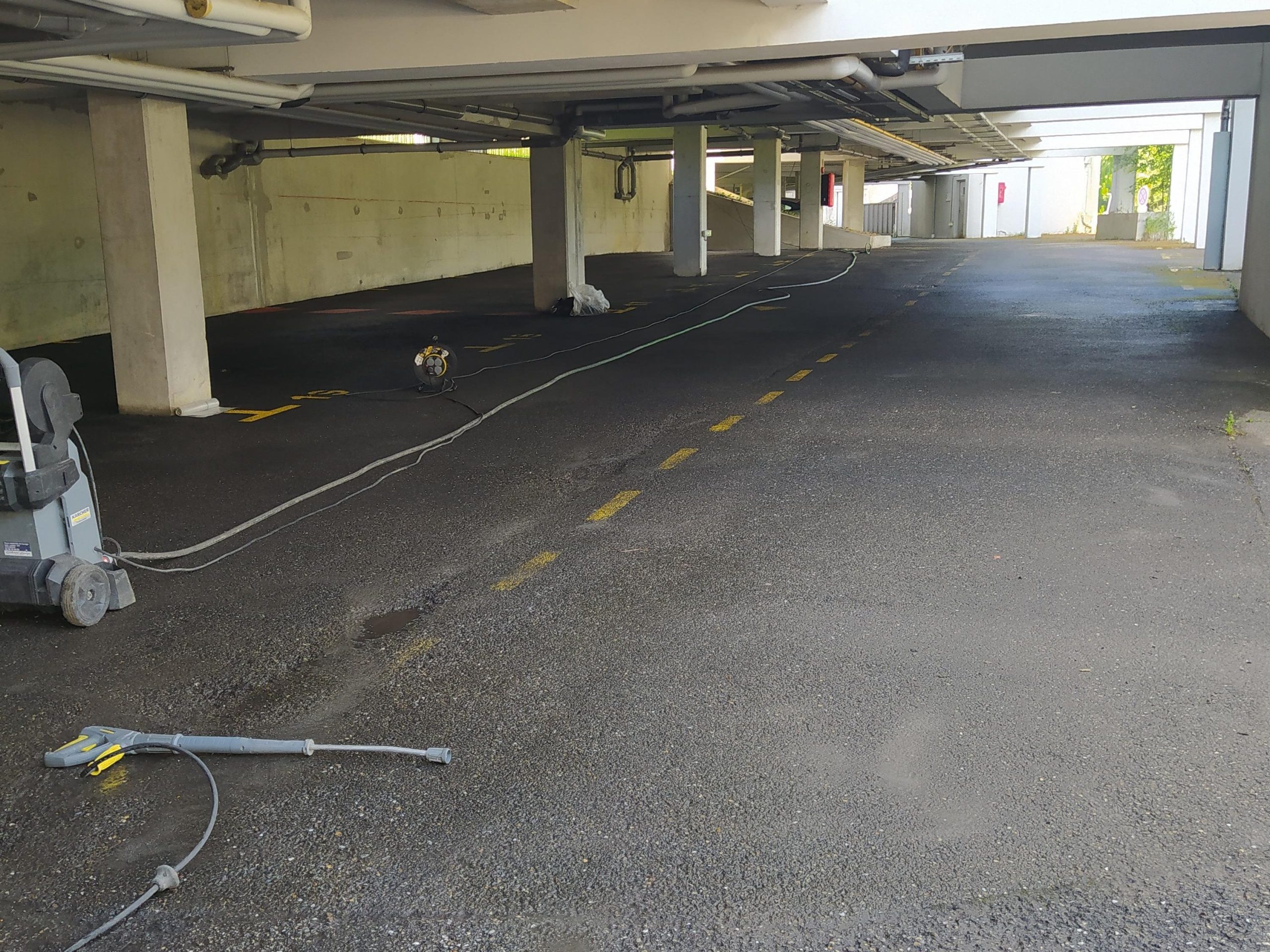 Nettoyage à haute pression d'un parking souterrain d'une résidence à Bordeaux gironde proNickel